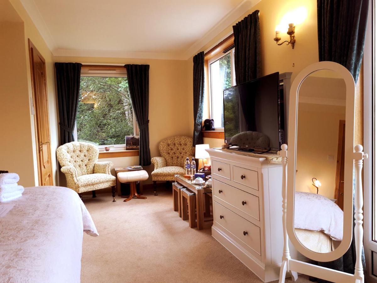 High March Bed & Breakfast ดรัมนาดรอคิท ภายนอก รูปภาพ